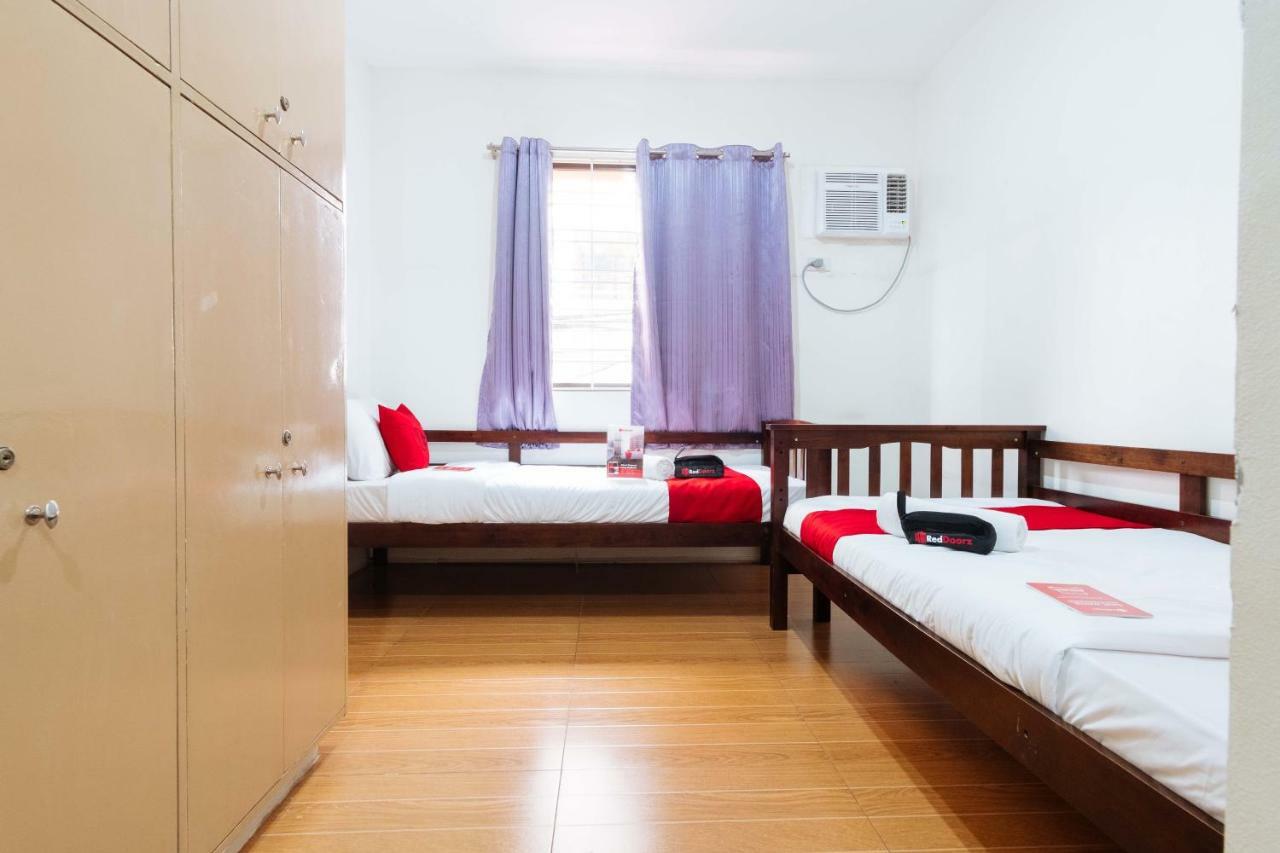 Reddoorz Near Robinsons Place Manila Exterior foto
