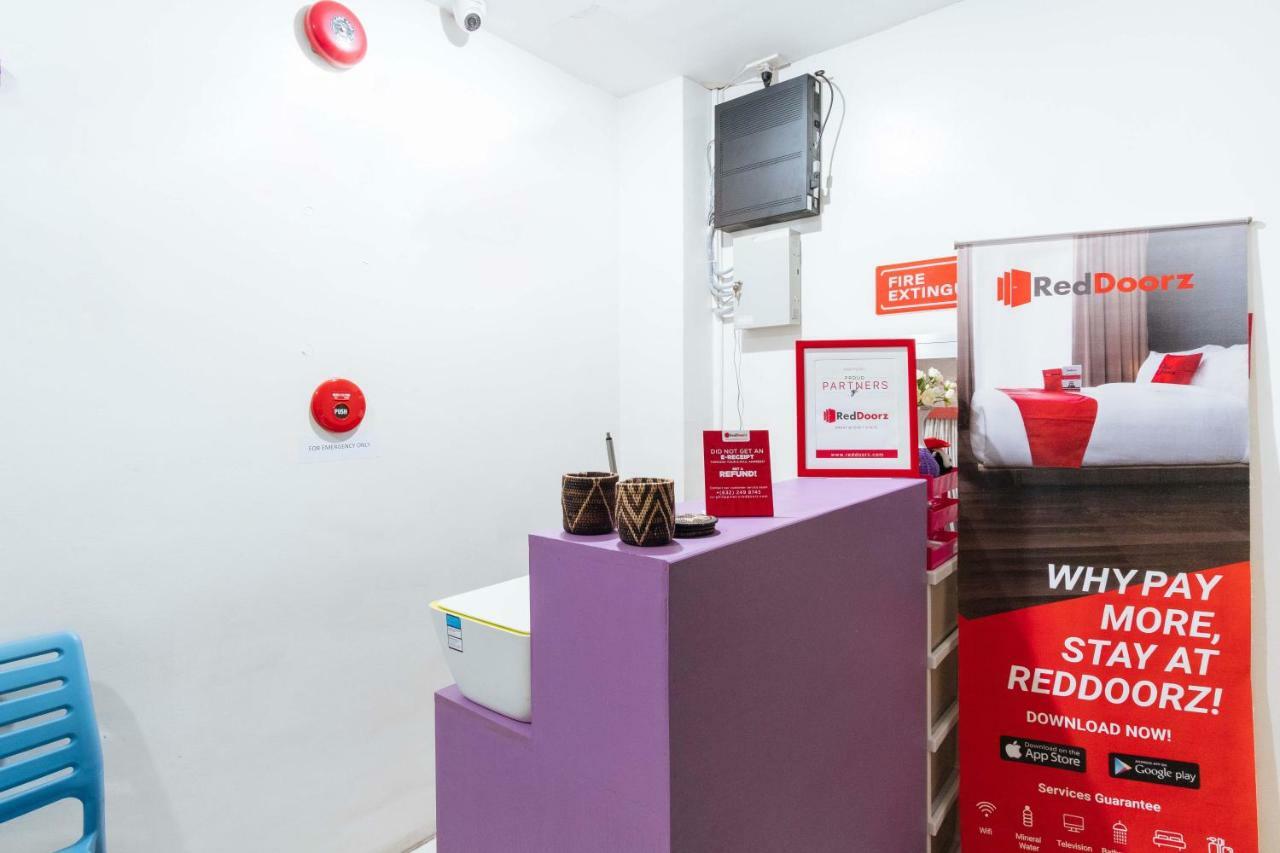 Reddoorz Near Robinsons Place Manila Exterior foto